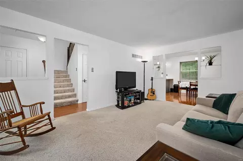 Entry Way - 207 Carmel Woods Dr, Ellisville, MO 63021 photo 1 of 1