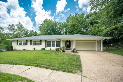 13238 Heirloom Ct, Saint Louis, MO 63146
