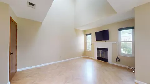 1020 Alpine Ridge Dr, Ballwin, MO 63021 photo 5