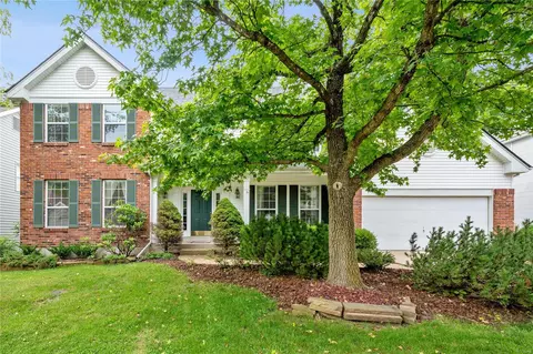 426 Beacon Point Ln, Wildwood, MO 63040