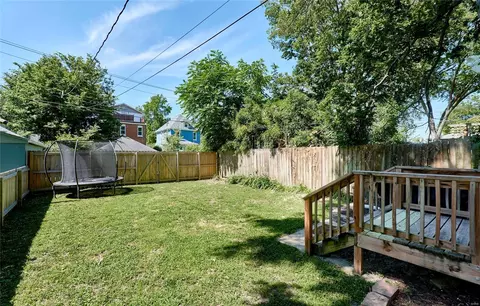 Exterior - 7446 Maple Ave, Saint Louis, MO 63143 photo 3 of 5