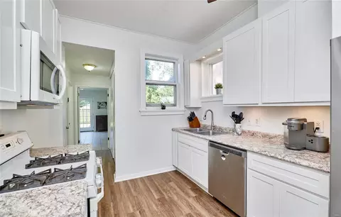 Kitchen - 7446 Maple Ave, Saint Louis, MO 63143 photo 1 of 3