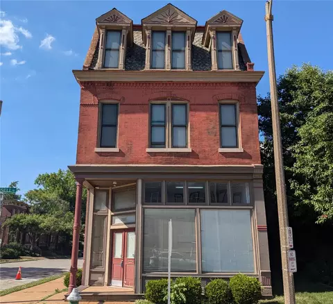 2827 Russell Blvd, Saint Louis, MO 63104