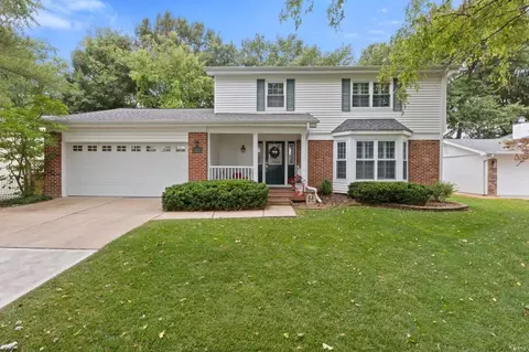 217 Village Creek Ct, Ballwin, MO 63021