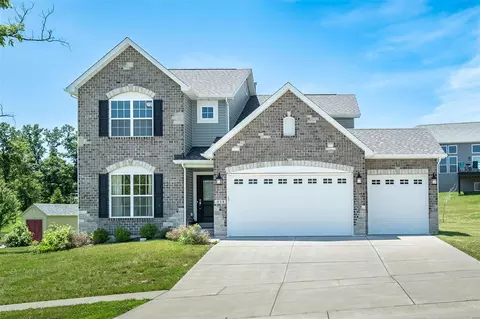 454 Ava Renee Dr, Manchester, MO 63021
