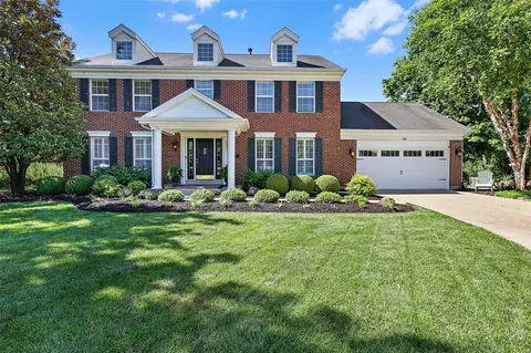 1 Waldens Pine Ct, Ballwin, MO 63011 photo 1