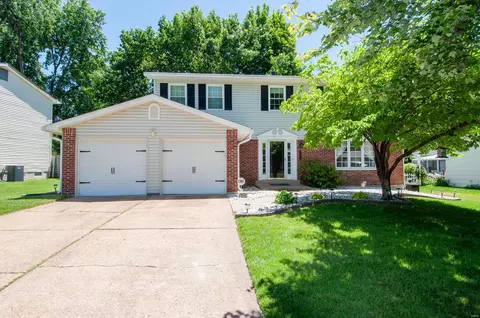 4023 Graybridge E, Saint Peters, MO 63376