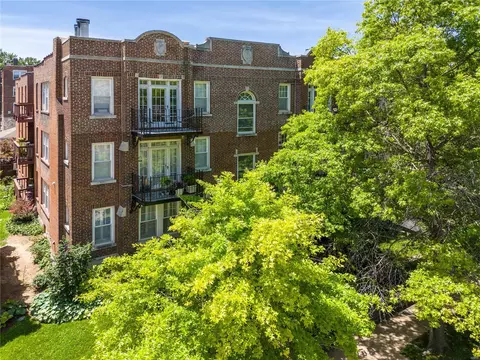6232 Rosebury Ave #3W, Saint Louis, MO 63105