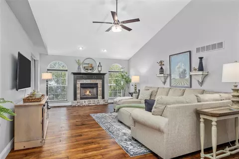 3307 Post View Dr, O'fallon, MO 63368 photo 7