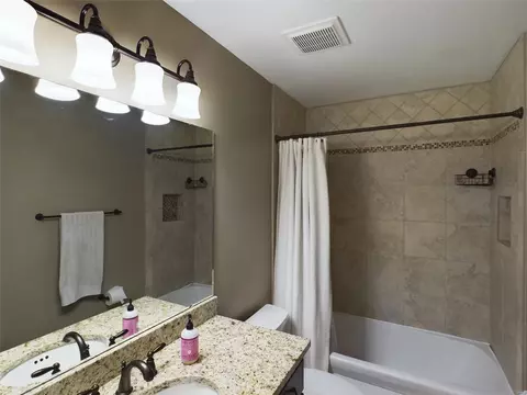 243 Robins Song, Ellisville, MO 63021 photo 17