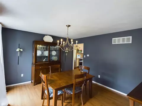 243 Robins Song, Ellisville, MO 63021 photo 7