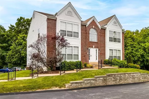 195 Timber Creek Dr #19D, O'fallon, MO 63368