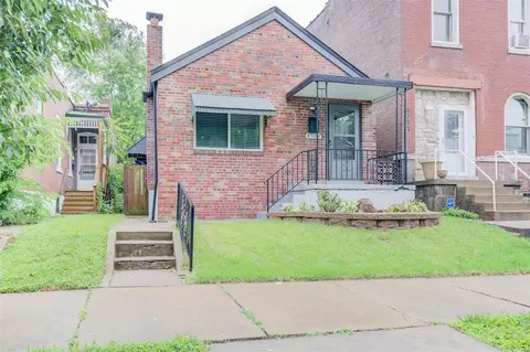 4708 Minnesota Ave, Saint Louis, MO 63111