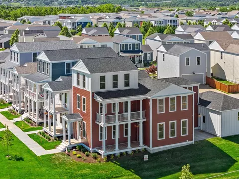 200 Freehold Rock Way, Saint Charles, MO 63301