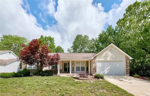 22 Civic Park Ct, O'fallon, MO 63366