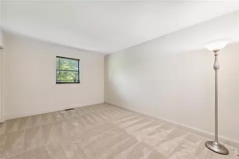 Bedroom - 688 Henry Ave, Ballwin, MO 63011 photo 5 of 7