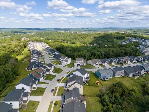 View/Area - 17612 Hitching Post Ct, Eureka, MO 63025 photo 5 of 16