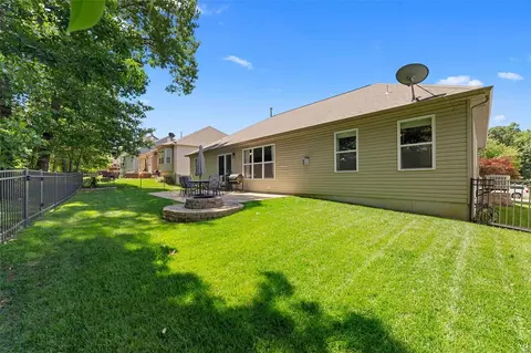 Exterior - 1226 Spring Lilly Dr, High Ridge, MO 63049 photo 5 of 5