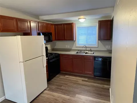 Kitchen - 513 Briscoe Ave, O'fallon, MO 63366 photo 1 of 1