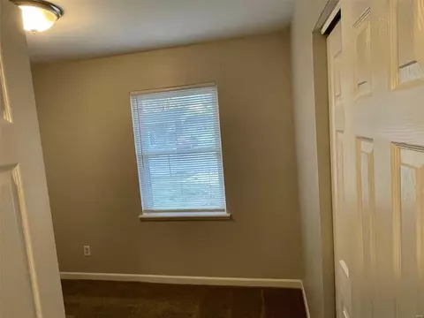 Bedroom - 513 Briscoe Ave, O'fallon, MO 63366 photo 2 of 3