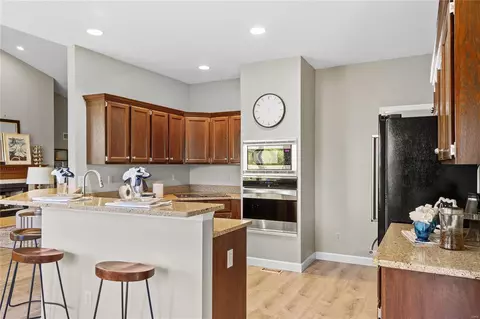 Kitchen - 10 Arbor Hill Ct, Ballwin, MO 63021 photo 1 of 5