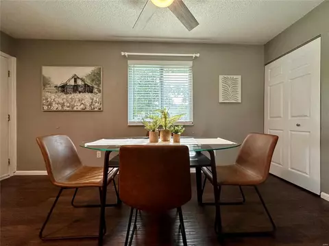 Dining - 1259 Wagon Wheel Trl, O'fallon, MO 63366 photo 3 of 3