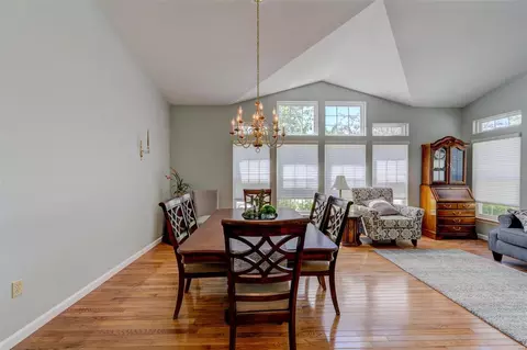 Dining - 13264 Barrett Chase Cir, Ballwin, MO 63021 photo 2 of 4