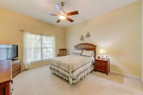 Bedroom - 13264 Barrett Chase Cir, Ballwin, MO 63021 photo 1 of 7