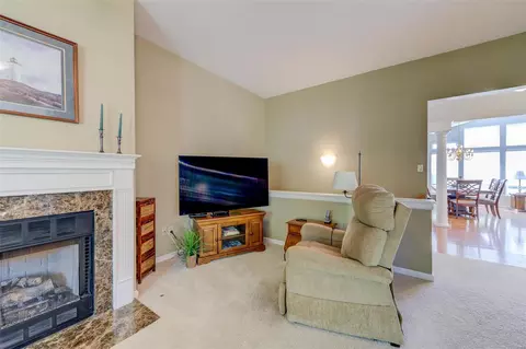 Living - 13264 Barrett Chase Cir, Ballwin, MO 63021 photo 3 of 8