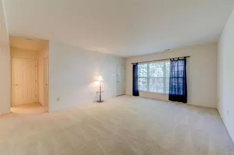 Living - 13264 Barrett Chase Cir, Ballwin, MO 63021 photo 6 of 8