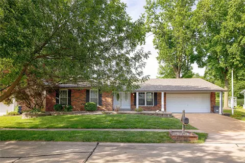 14526 Logis Ln, Florissant, MO 63034