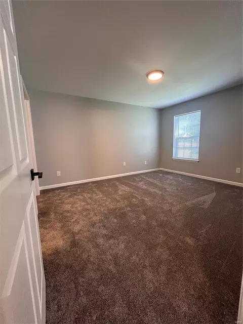 100 Towne Square Ct #C, Eureka, MO 63025 photo 7