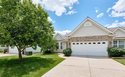206 Park Ridge Dr, O'fallon, MO 63366 photo 4