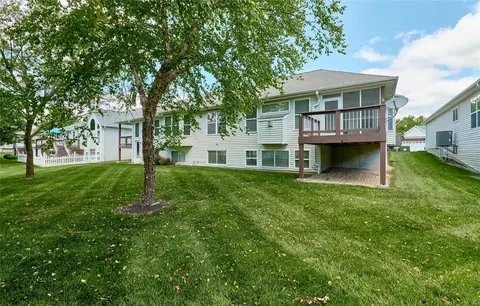 206 Park Ridge Dr, O'fallon, MO 63366 photo 12