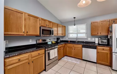Kitchen - 29 Mary Beth Ct, O'fallon, MO 63368 photo 6 of 6