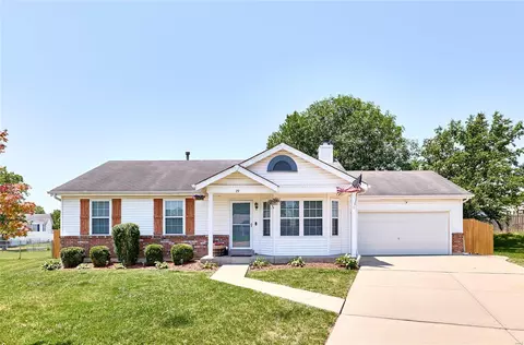Exterior - 29 Mary Beth Ct, O'fallon, MO 63368 photo 3 of 15
