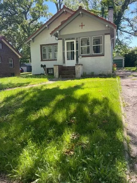 338 Tower Grove Dr, Saint Louis, MO 63121