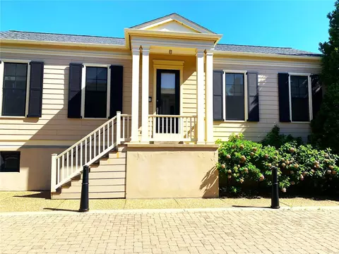 3414 E Lime Kiln #B, Saint Charles, MO 63301