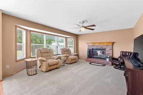 6 Jimicee Ct, O'fallon, MO 63366 photo 6