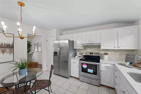 1203 Foxview Ter, Ballwin, MO 63011 photo 17