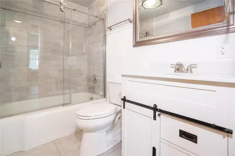 Bath - 229 Hilltop Rd, Ellisville, MO 63011 photo 2 of 3