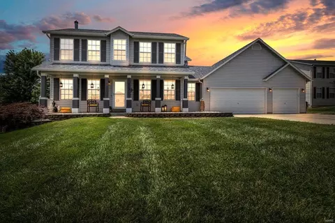823 Whisper Creek Ct, Wentzville, MO 63385