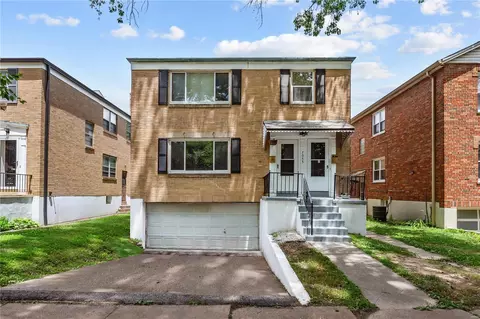 7055 Amherst Ave, University City, MO 63130