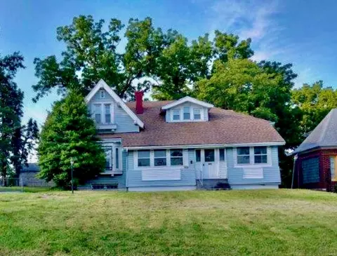 6177 Lucille Ave, Saint Louis, MO 63136