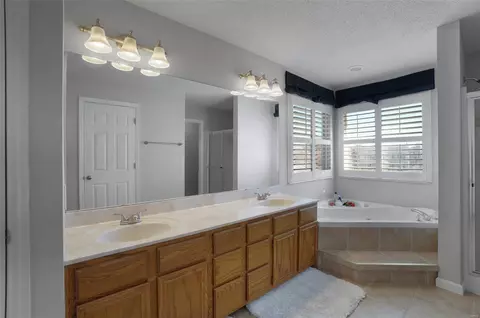 Bath - 2 Sparrow Ct, O'fallon, MO 63368 photo 1 of 4