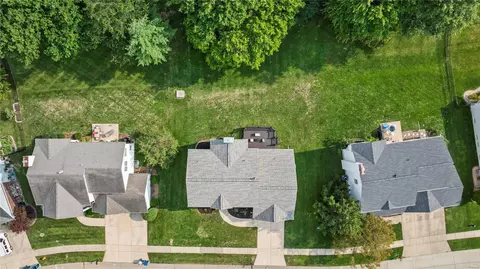 722 Castle Pines Dr, Ballwin, MO 63021 photo 36