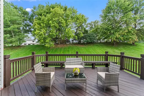 722 Castle Pines Dr, Ballwin, MO 63021 photo 30