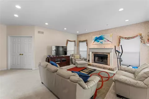 722 Castle Pines Dr, Ballwin, MO 63021 photo 12