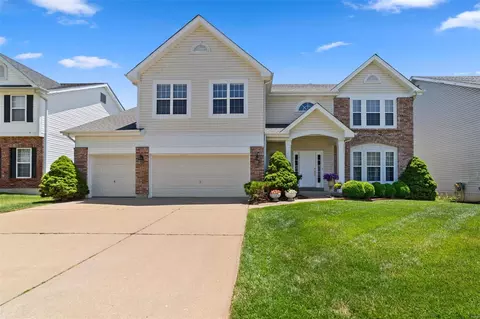 9023 Harvest Run Dr, O'fallon, MO 63368