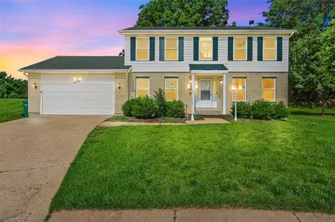 1320 Patrician Ct, Saint Louis, MO 63138